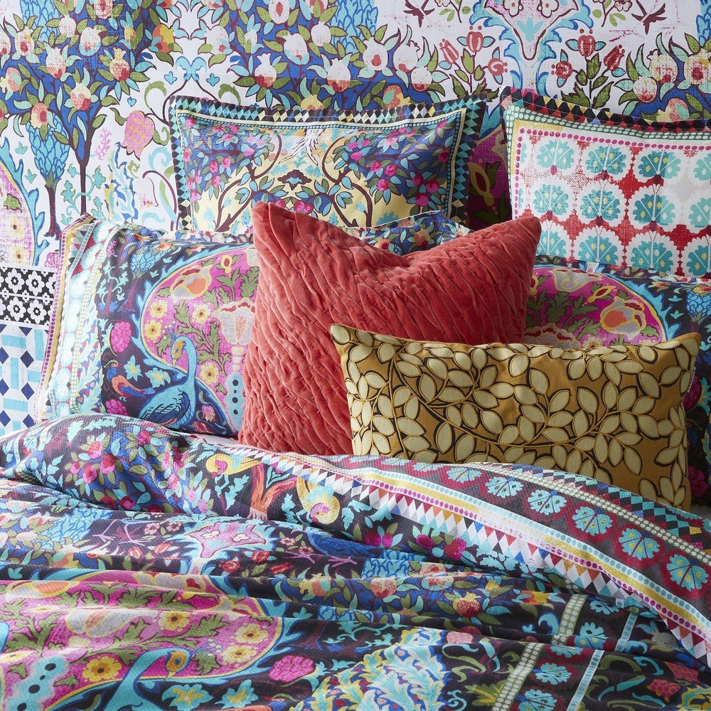 Parisa Black Quilt Cover Set