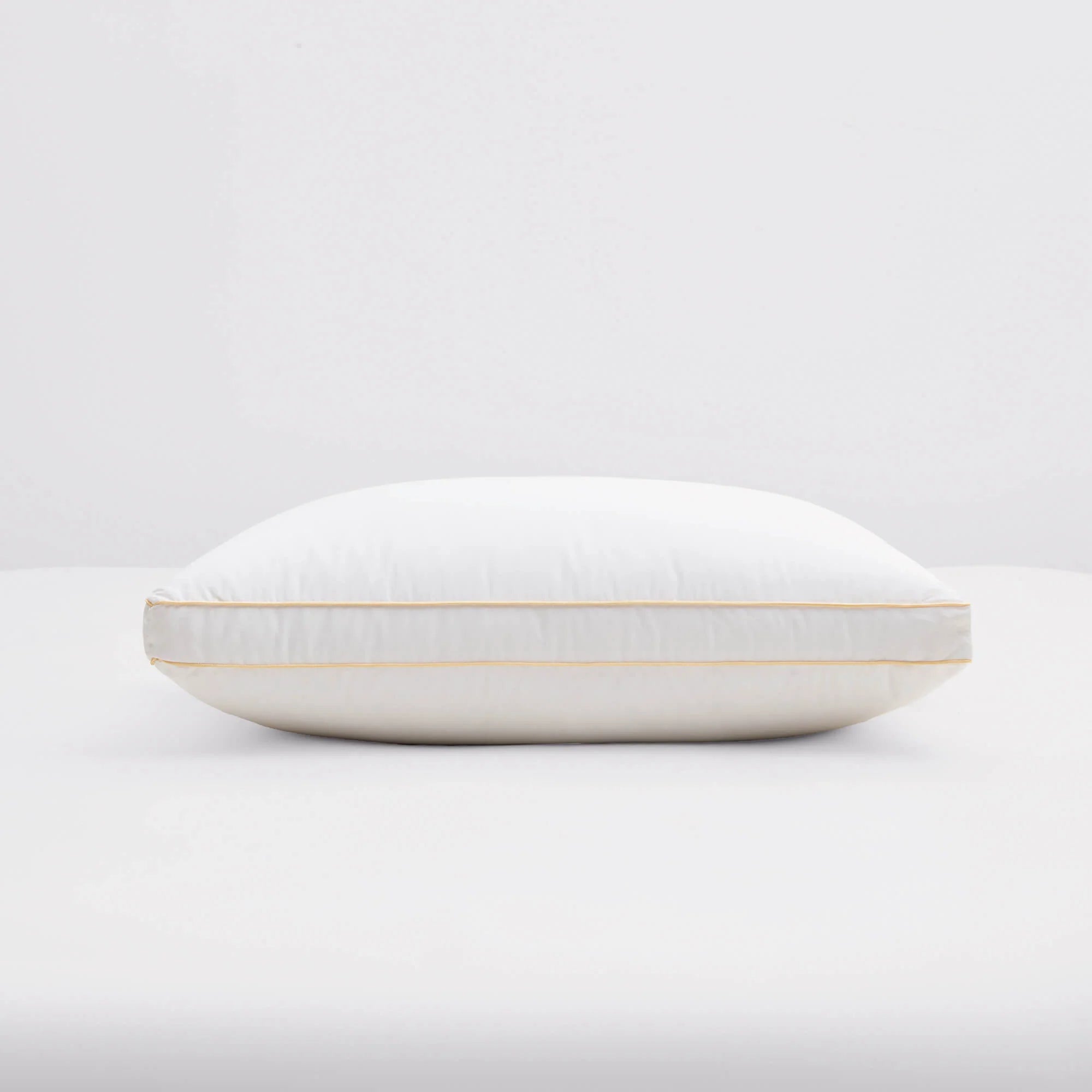 Chamonix Luxury French 90/10 Goose Down Pillow