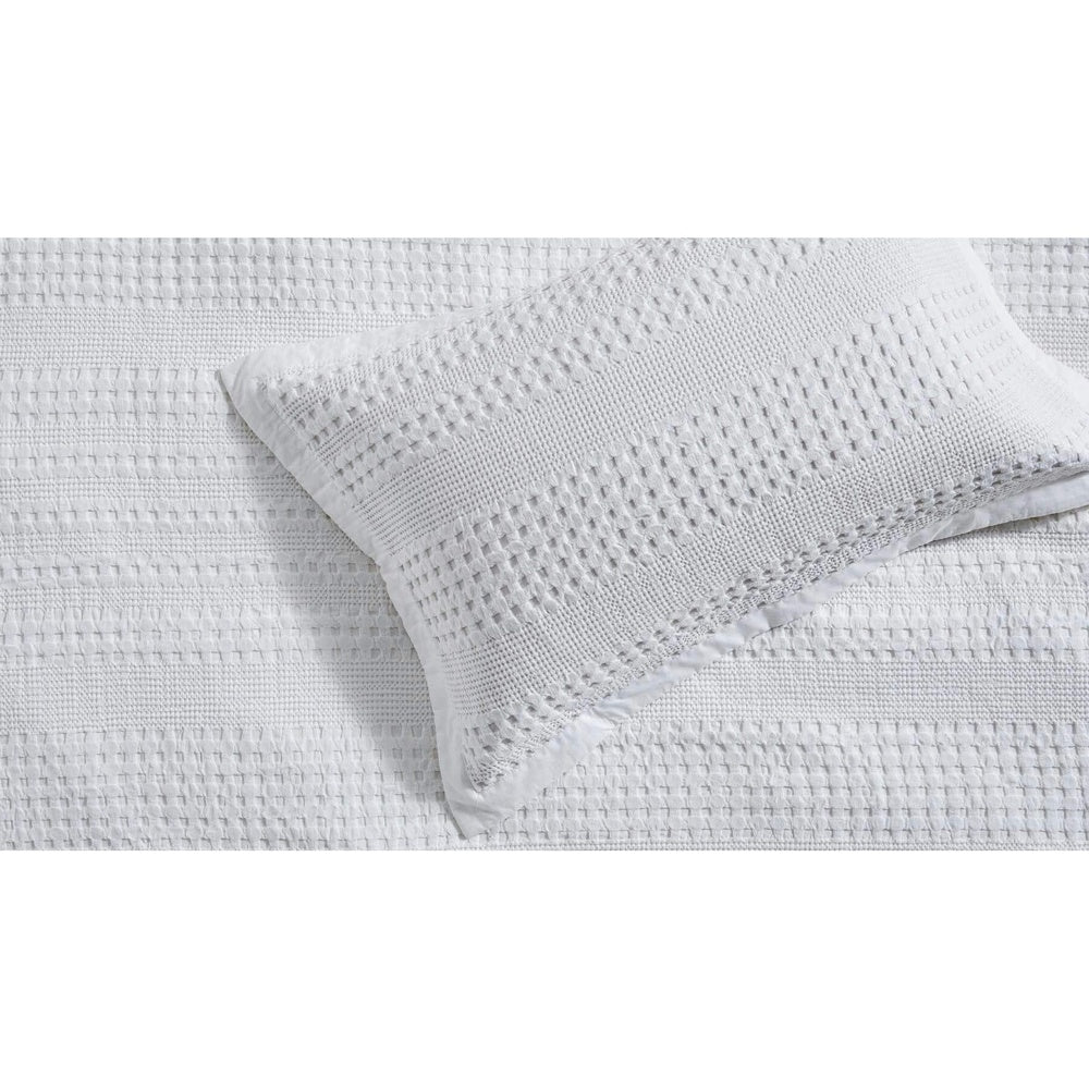 Luxotic Arles White Quit Cover Sets