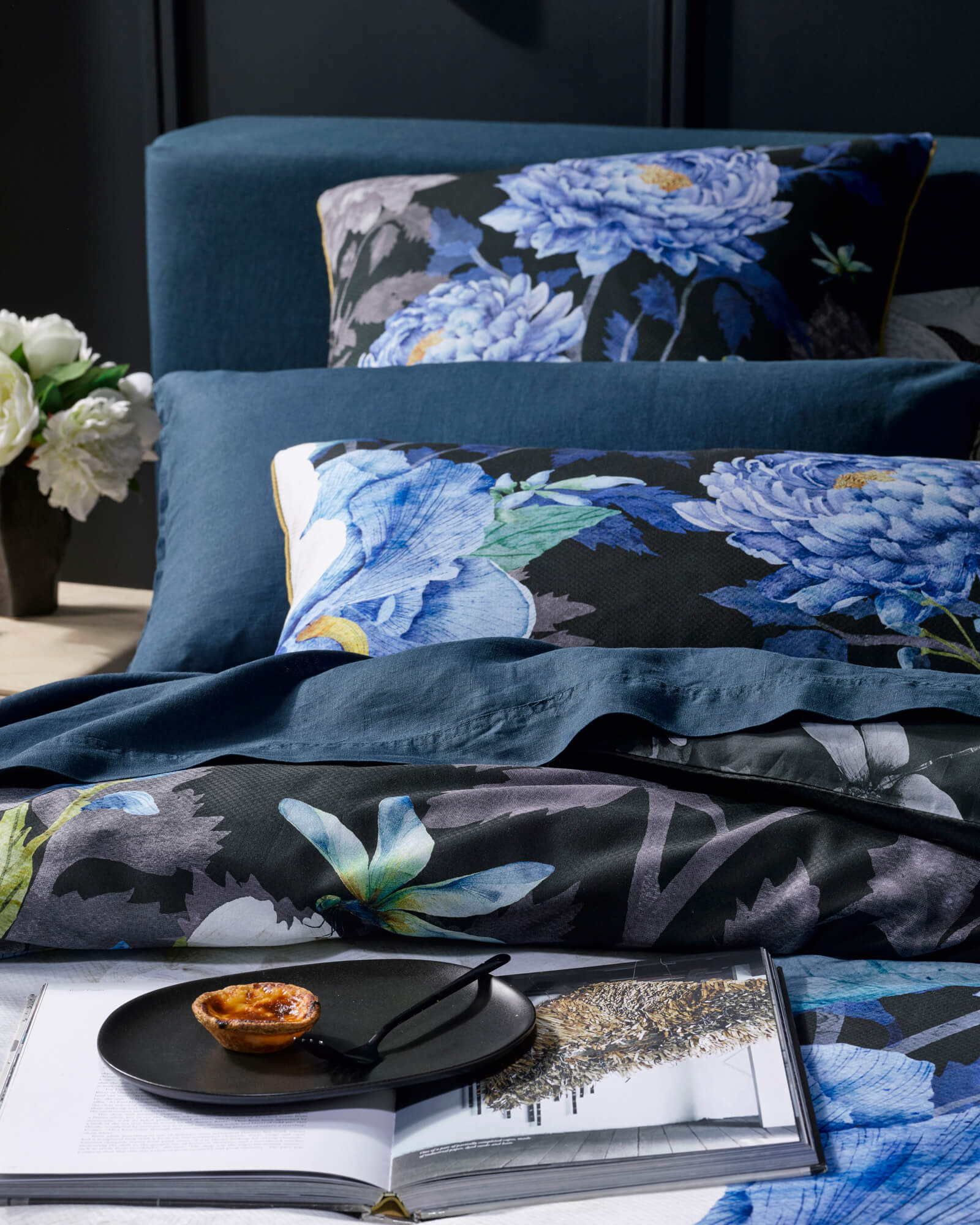 Marceline Black Quilt Cover Set